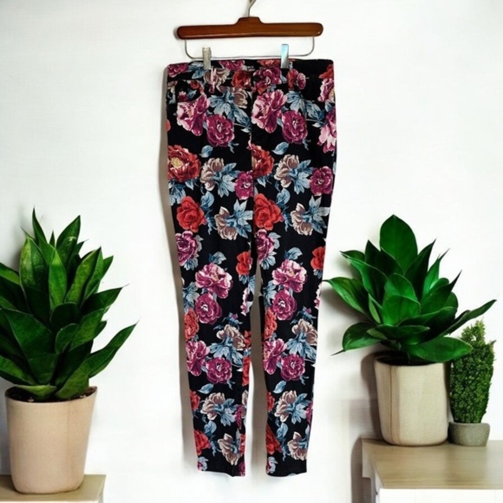 Chicos Black Sateen Rose Floral So Slimming Pants‎ 8 Stretch Slim Fit Casua